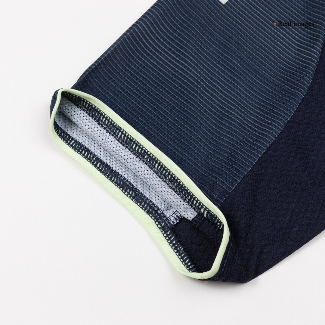 Real Madrid CAMAVINGA #6 Away Custom Player Version Soccer Jersey 2025/26 - Image 8